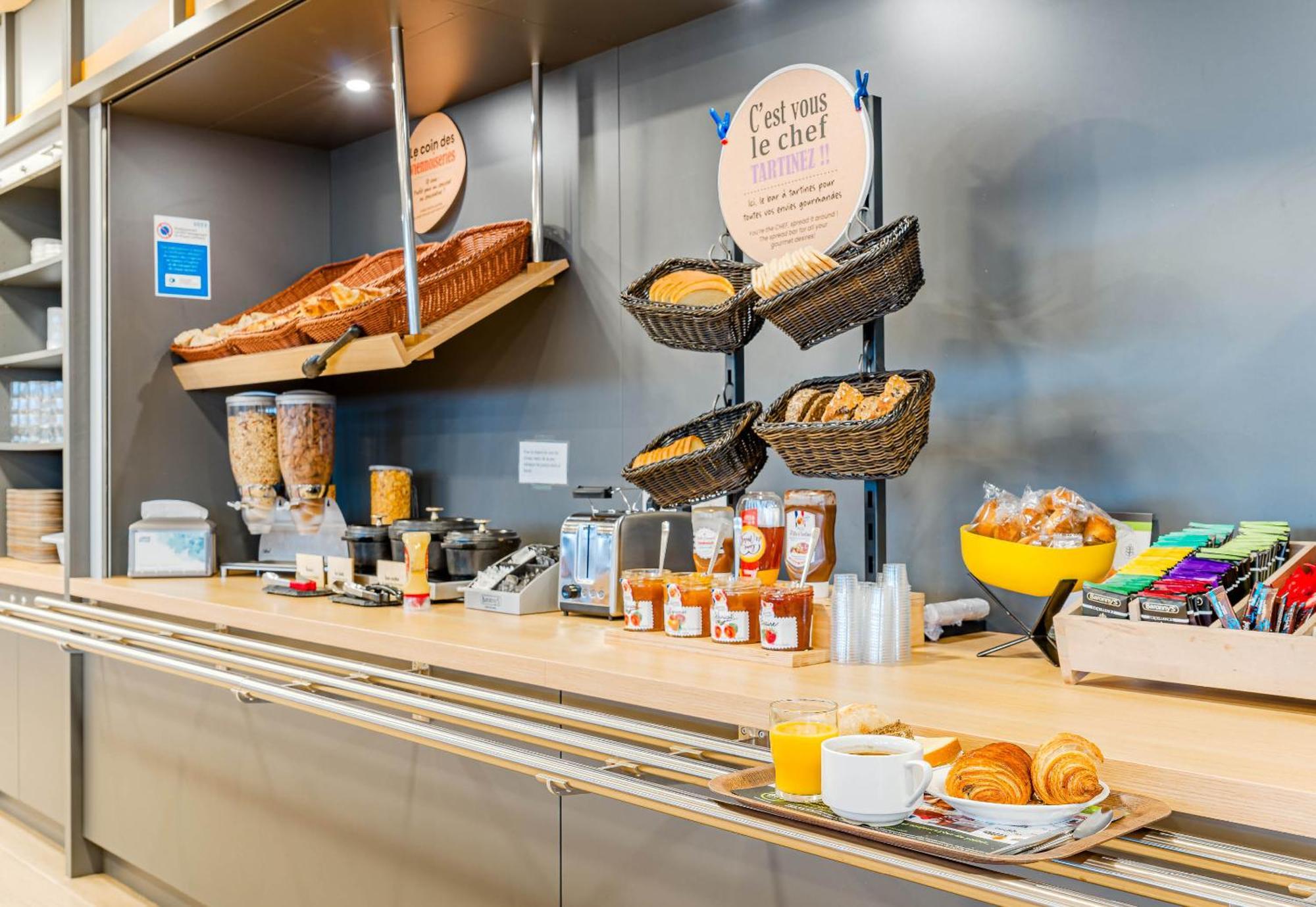 B&B Hotel Poitiers 3 Futuroscope Chasseneuil-du-Poitou Ngoại thất bức ảnh